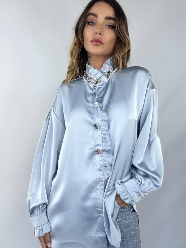 Camicia Vittoriana con Collier di Perle - Celeste - Image 3